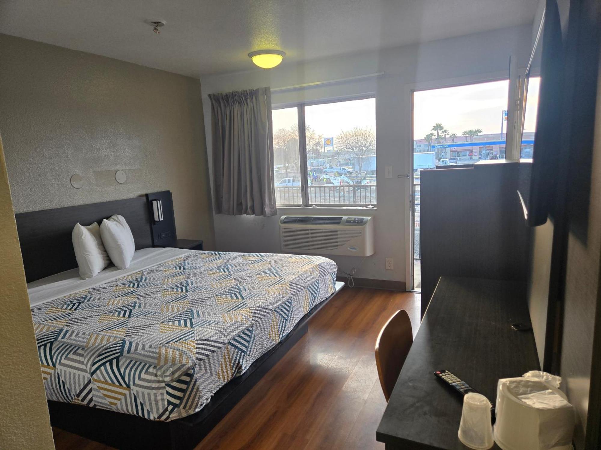 Park Inn By Radisson, Tracy Exteriér fotografie